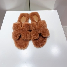 Hermes Slippers